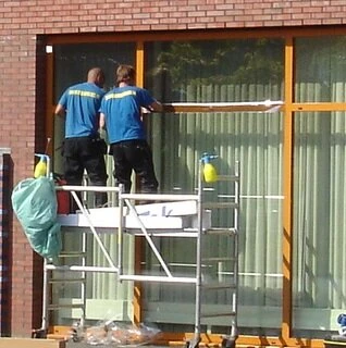 Zonwerend Raamfolie Voor HR++ Glas Steel (90cm) 4 Zonwerend Raamfolie Voor HR++ Glas Steel (90cm) - Afbeelding 2